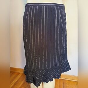 Navy pinstripe skirt 6P